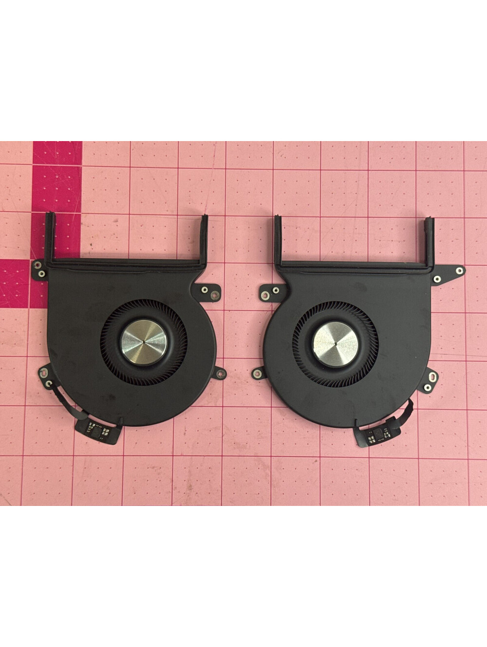 Original OEM Macbook Pro 16" M1 A2485 CPU Cooling Fans Left and Right
